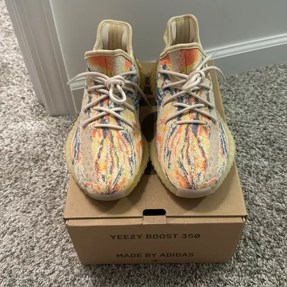 Yeezy Boost 350 V2